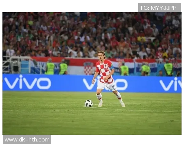 兰足球星荣登世界舞台成就非凡 一路披荆斩棘书写传奇人生